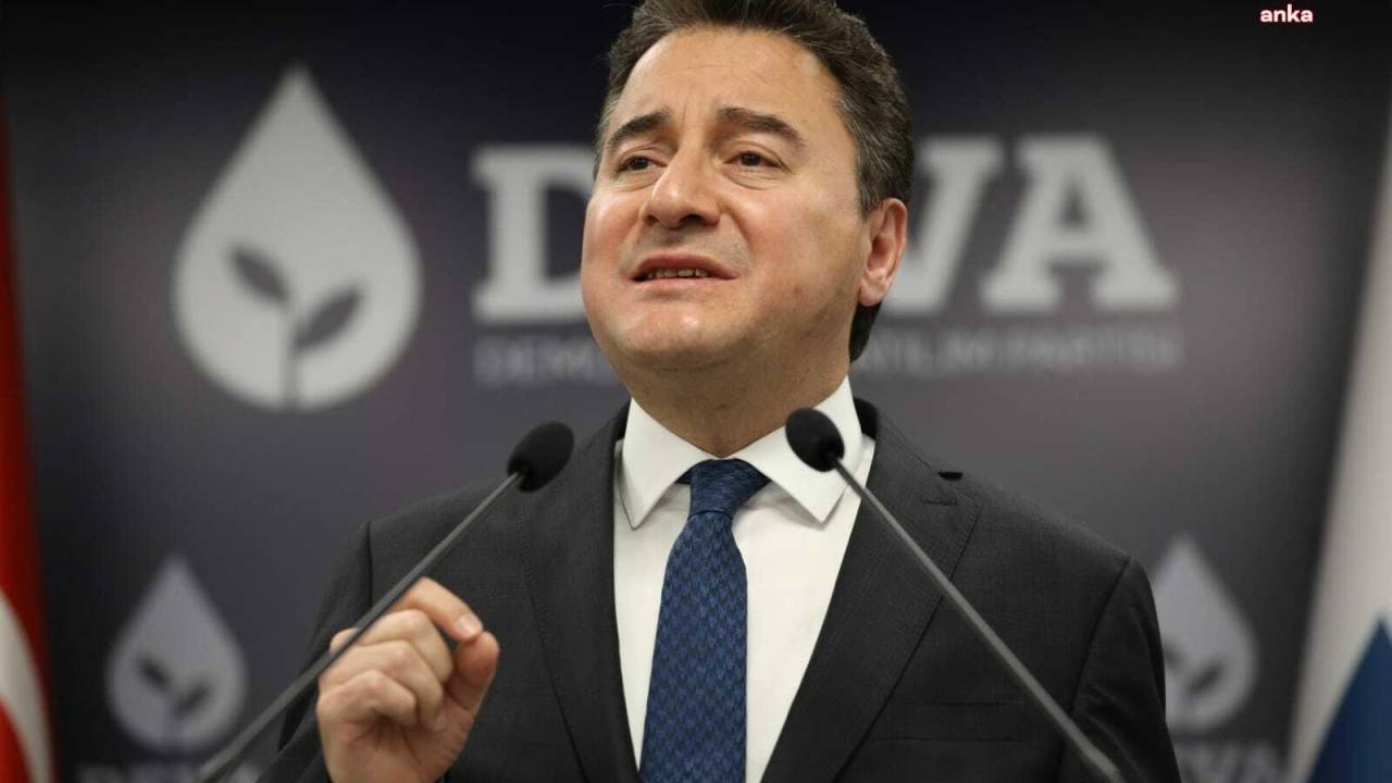 Ali Babacan'dan Ümit Özdağ'a Geçmiş Olsun Mesajı