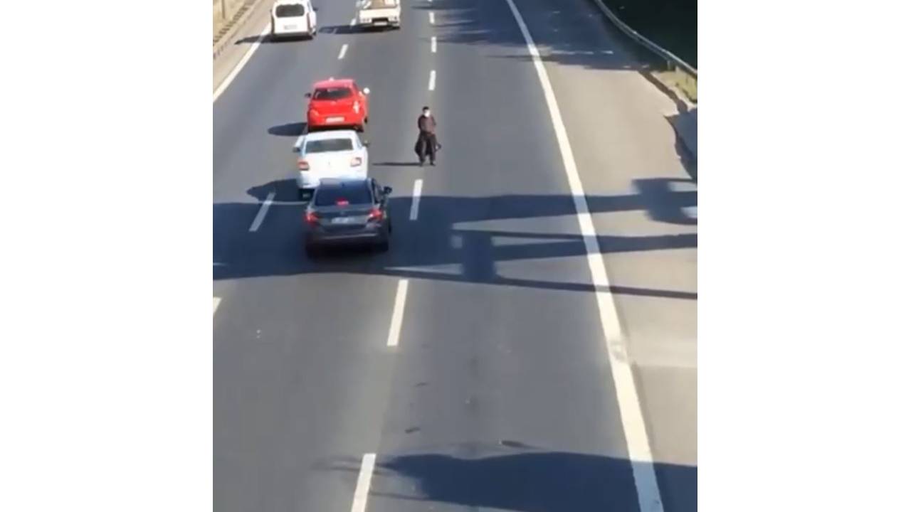 Tem'in Ortasına Çıktı Kazaya Neden Oldu