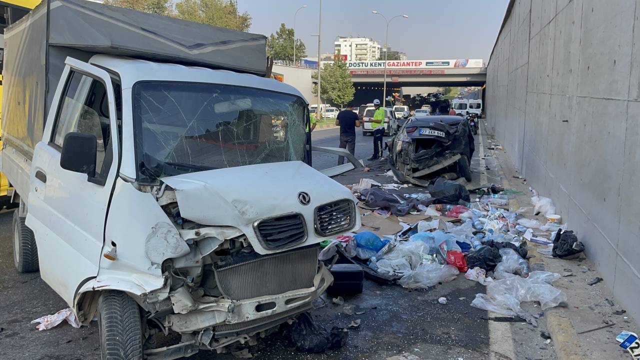 Gaziantep'te Zincirleme Kaza: 3 Yaralı