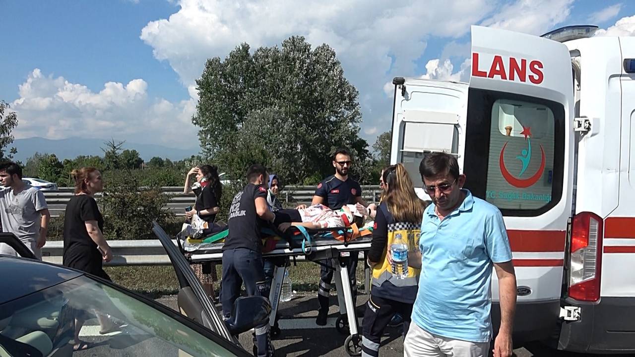 Düzce'de Zincirleme Kaza: 7 Yaralı