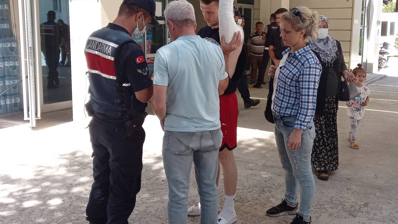 Yolcu Otobüsü Şarampole Devrildi: 1 Ölü, 30 Yaralı (2)