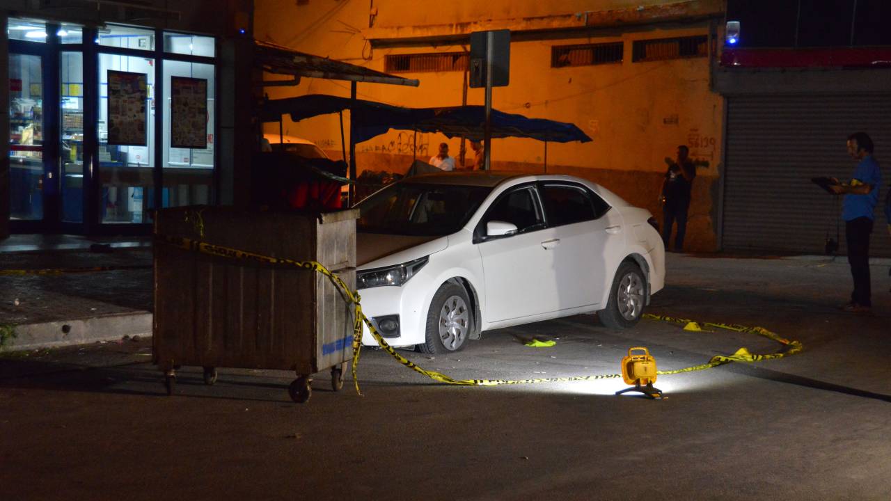 Adana'da Polislere Silahlı Saldırı: 3 Yaralı