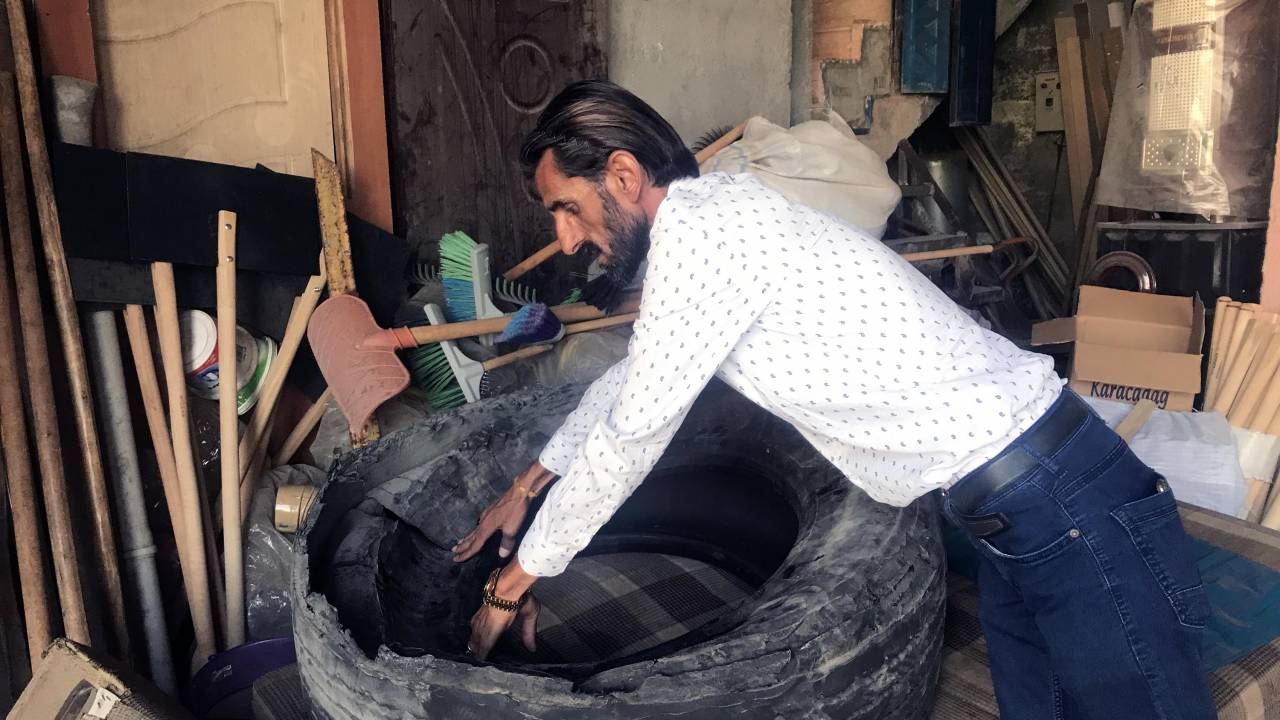 Derik Kazasında, Annesinin Ölümüne Neden Olan Lastiği İş Yerinde Buldu