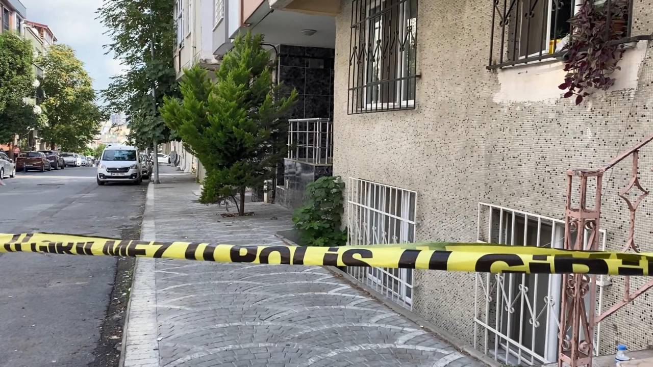 Gaziosmanpaşa'da Önce Karısını Daha Sonra Yeğenini Öldürdü