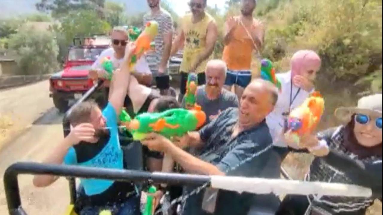 5 Turistin Öldüğü Kaza Öncesi Safari Cipinde Son Görüntüler Ortaya Çıktı