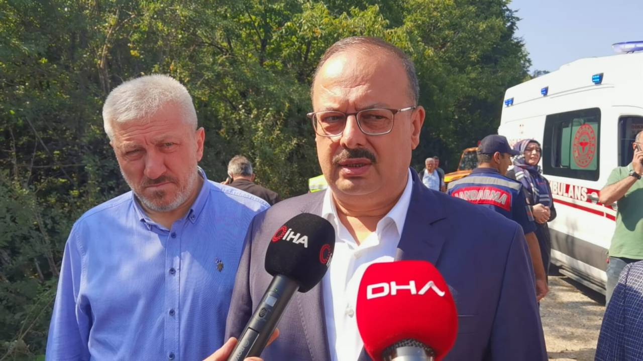 Bursa'da Tur Otobüsü Devrildi: 3 Ölü, 37 Yaralı (2)- Yeniden