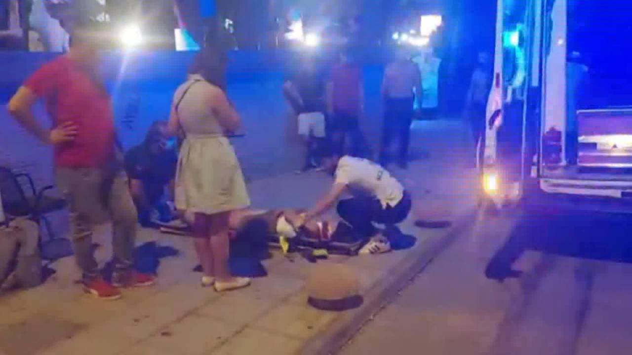 Kadıköy'de Gece Kulübünde Yüksekten Düşen Kadın Ağır Yaralandı