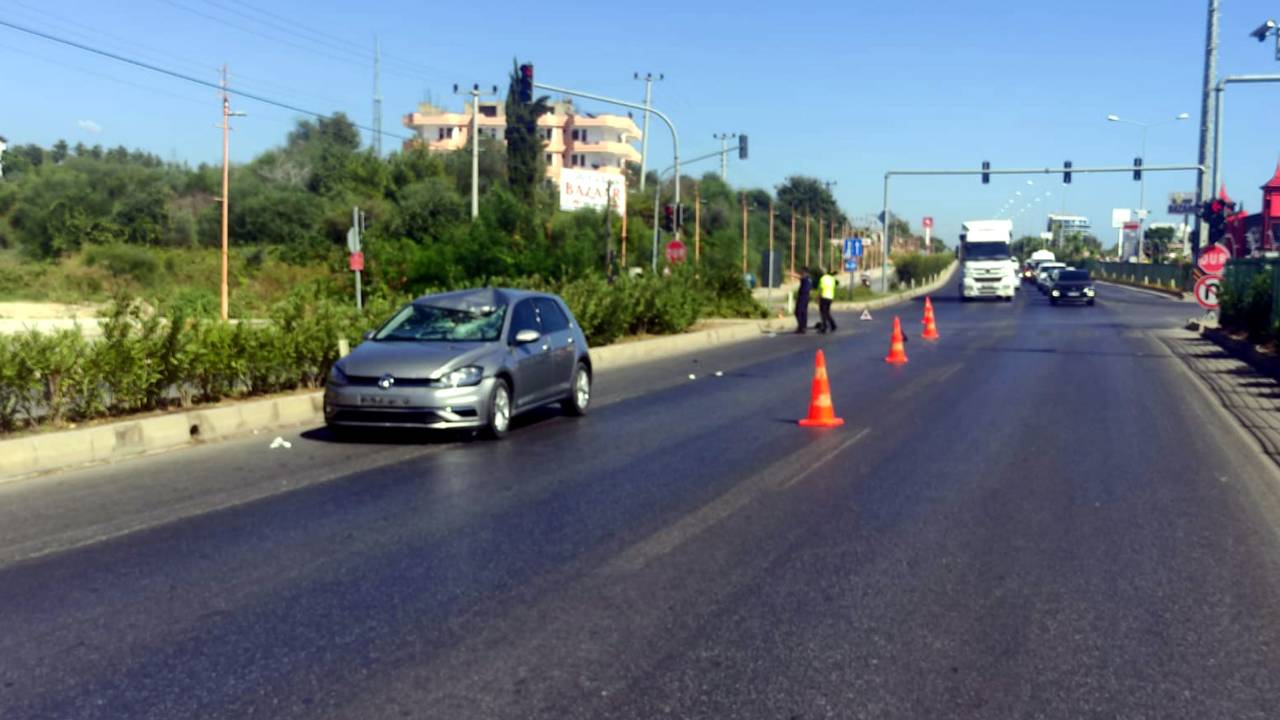 Alanya’da Otomobil İle Elektrikli Scooterin Çarpışmasında 1 Turist Öldü