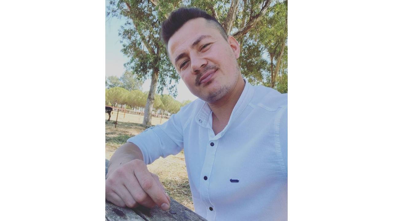 Otomobil Halk Otobüsüyle Çarpıştı: 1 Ölü, 3 Yaralı