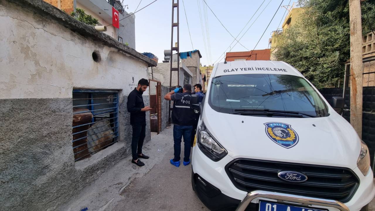 Genç Kadın, Başı Taşla Ezilerek Öldürüldü