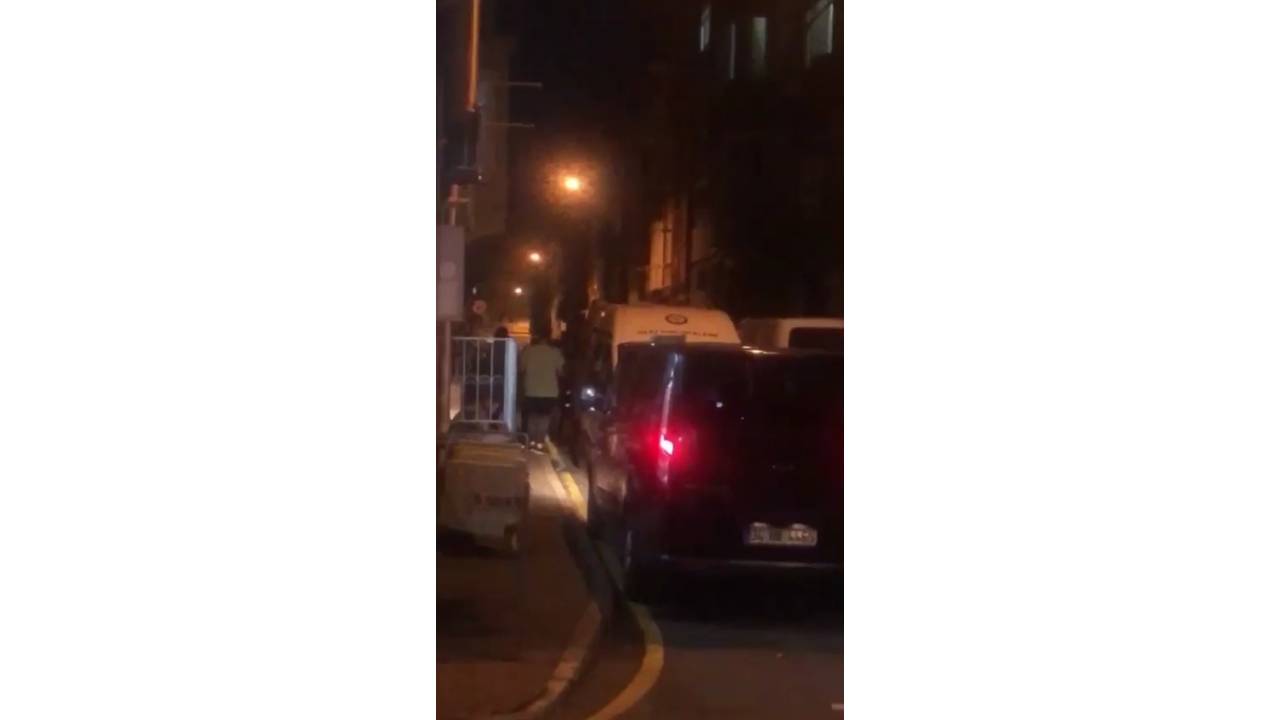 Fatih'te Annesinin Ölümünden Sorumlu Tuttuğu Ağabeyini Öldürdü