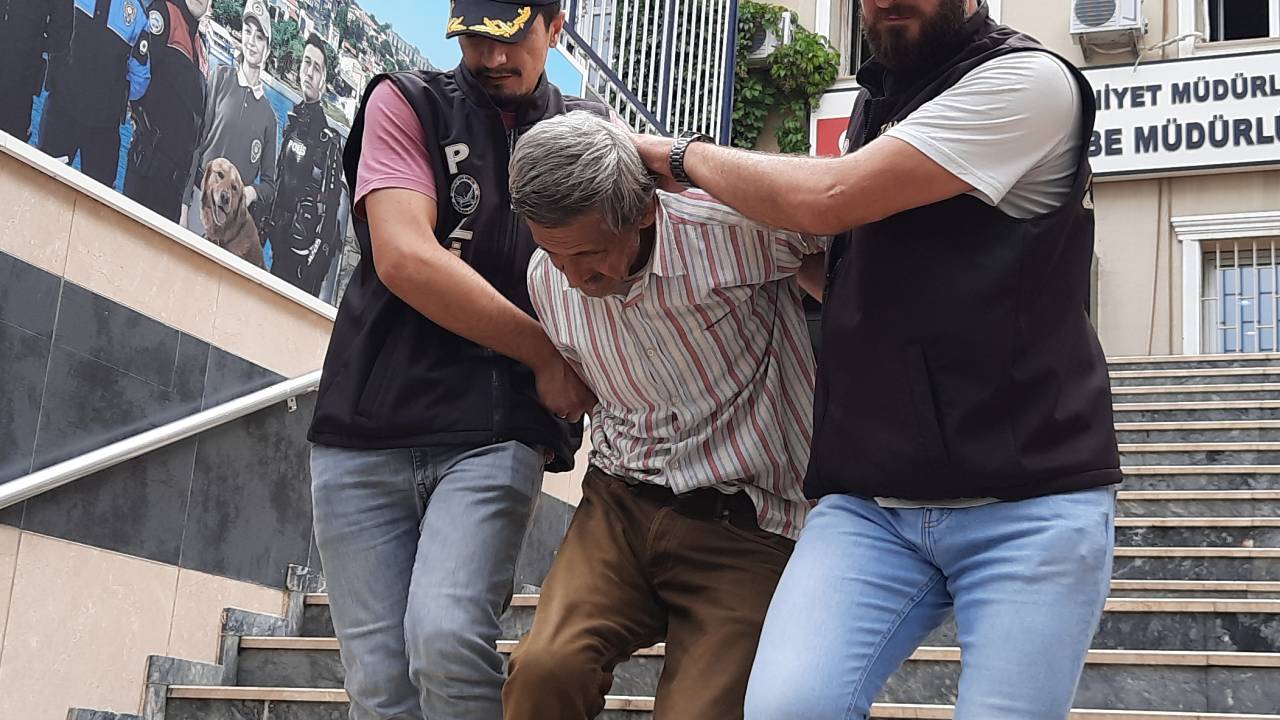 /yeniden / Ağabeyini Döverek Öldüren Şüpheli Adliyeye Sevk Edildi