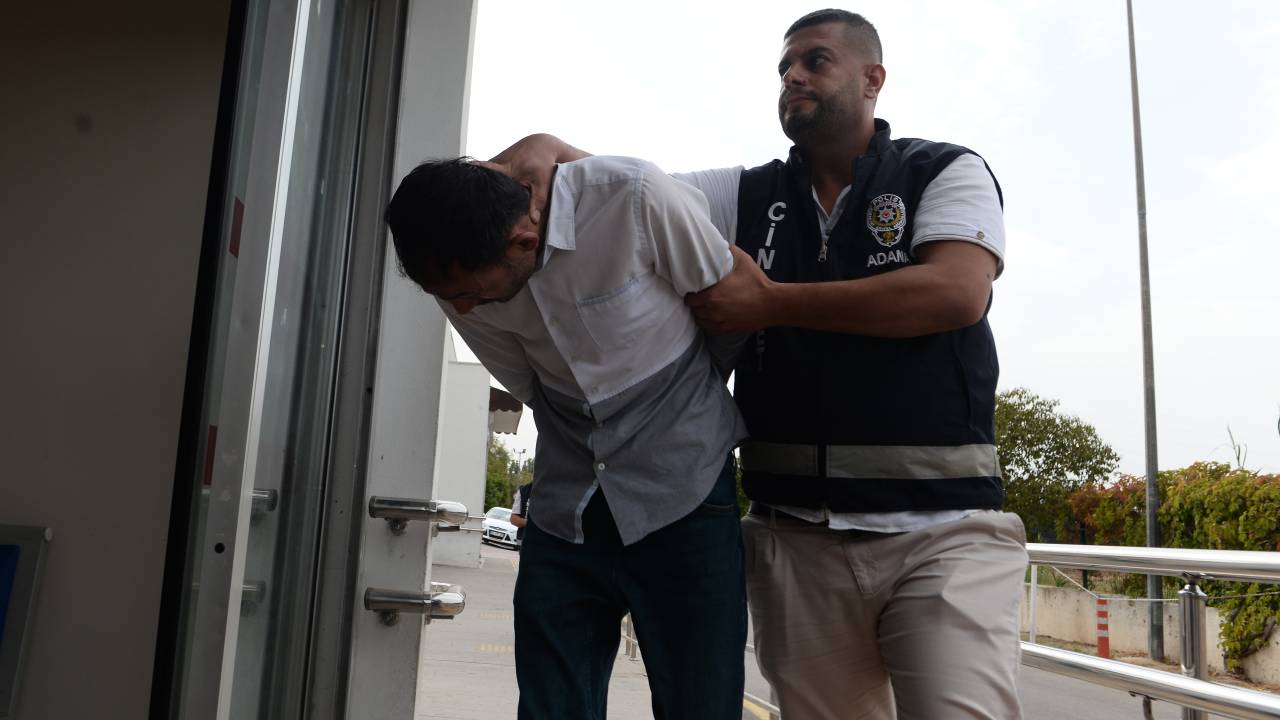 Şermin'i, Arkadaşlarıyla Dışarı Çıkmak İsteyince Başını Taşla Ezerek Öldürmüş