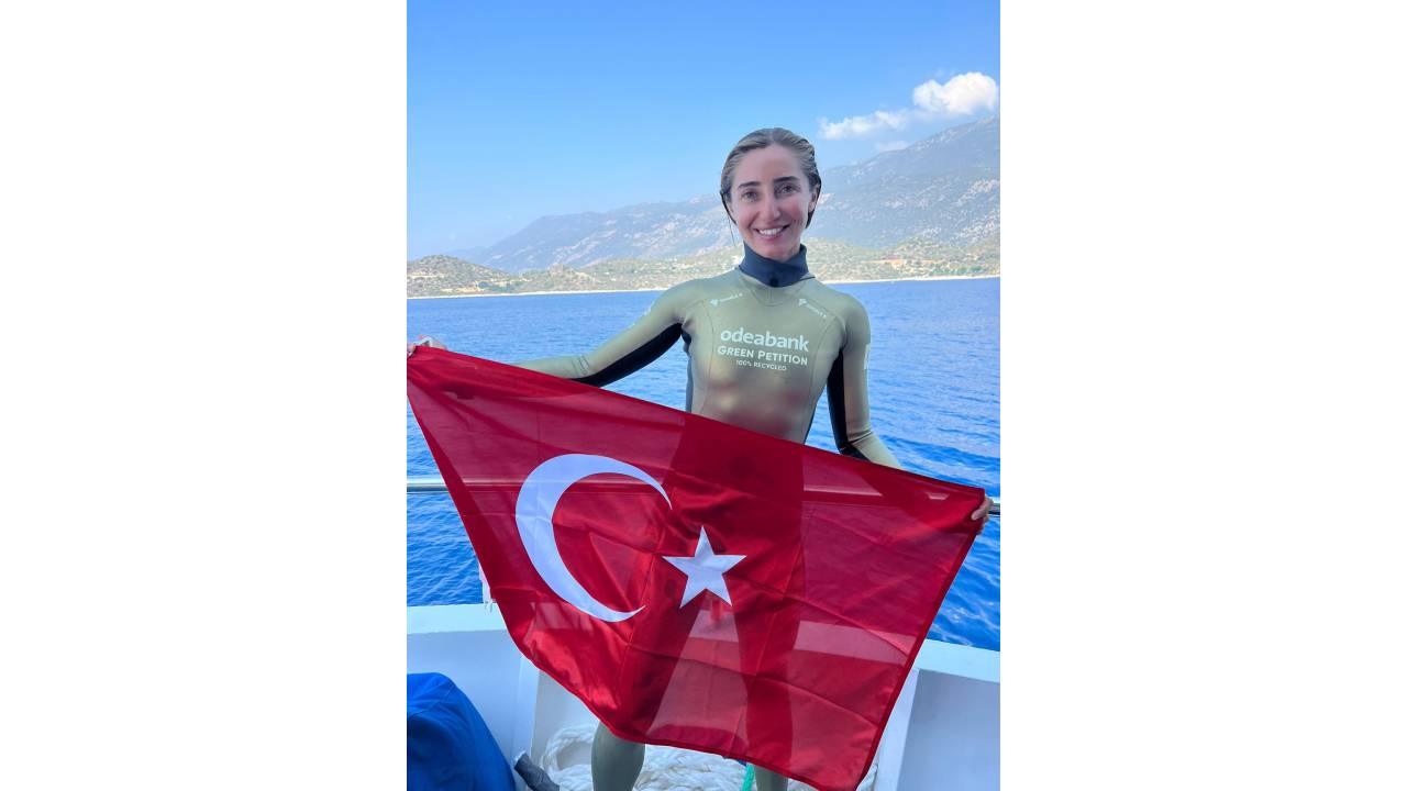 Serbest Dalış Rekortmeni Ercümen, 2 Günde 2 Birincilik Kazandı