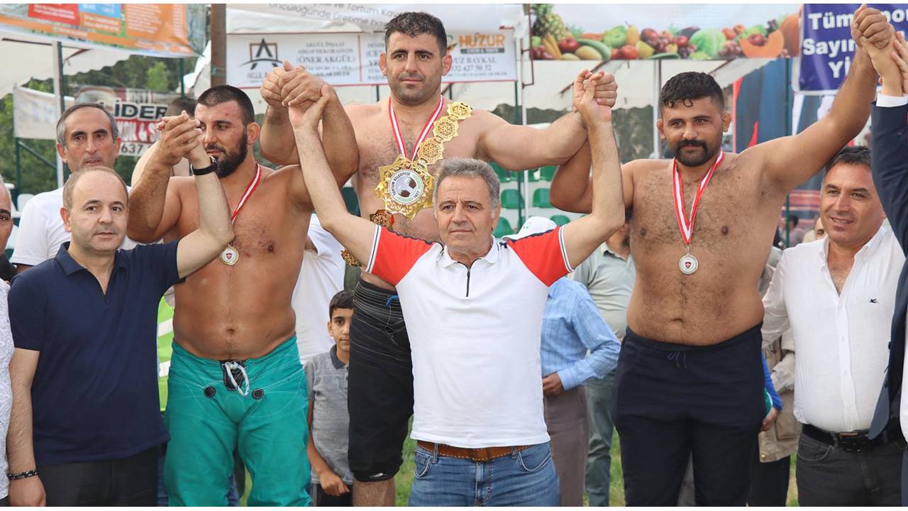 Erzurum'da Altın Kemer Kenan Gör'ün Oldu