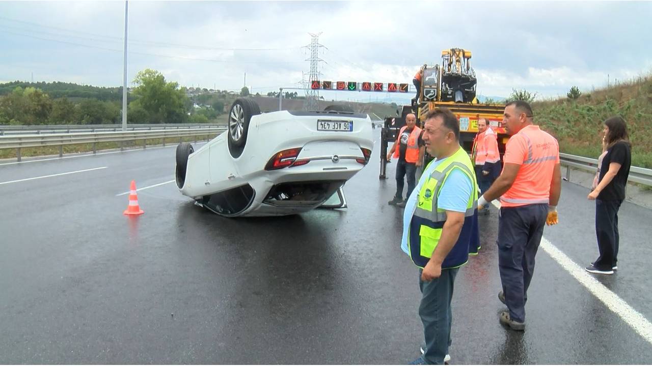 Tuzla'da Art Arda Yaşanan İki Ayrı Kazada 1 Kişi Yaralandı