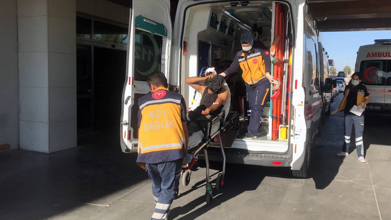 İş Yerine Giderken Dövülüp, Tabanca Kabzasıyla Yaralandı