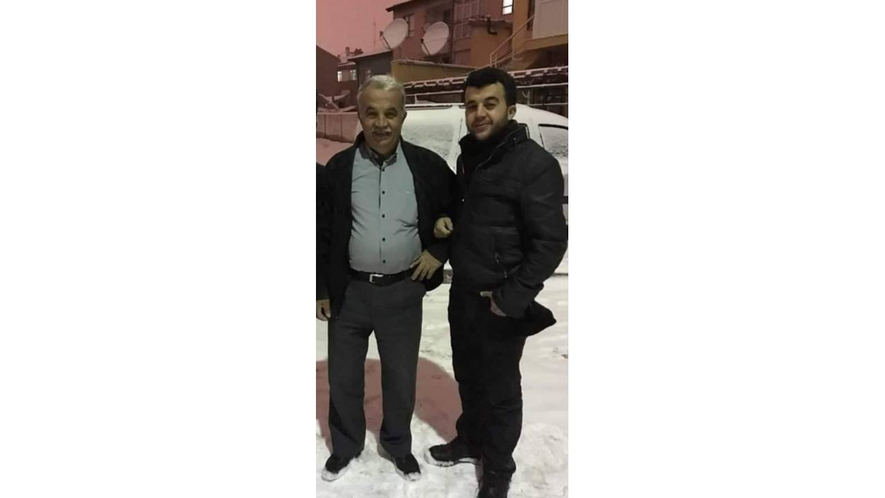 'yol Verme' Tartışmasında Tabancayla Öldürülen Baba- Oğul Toprağa Verildi