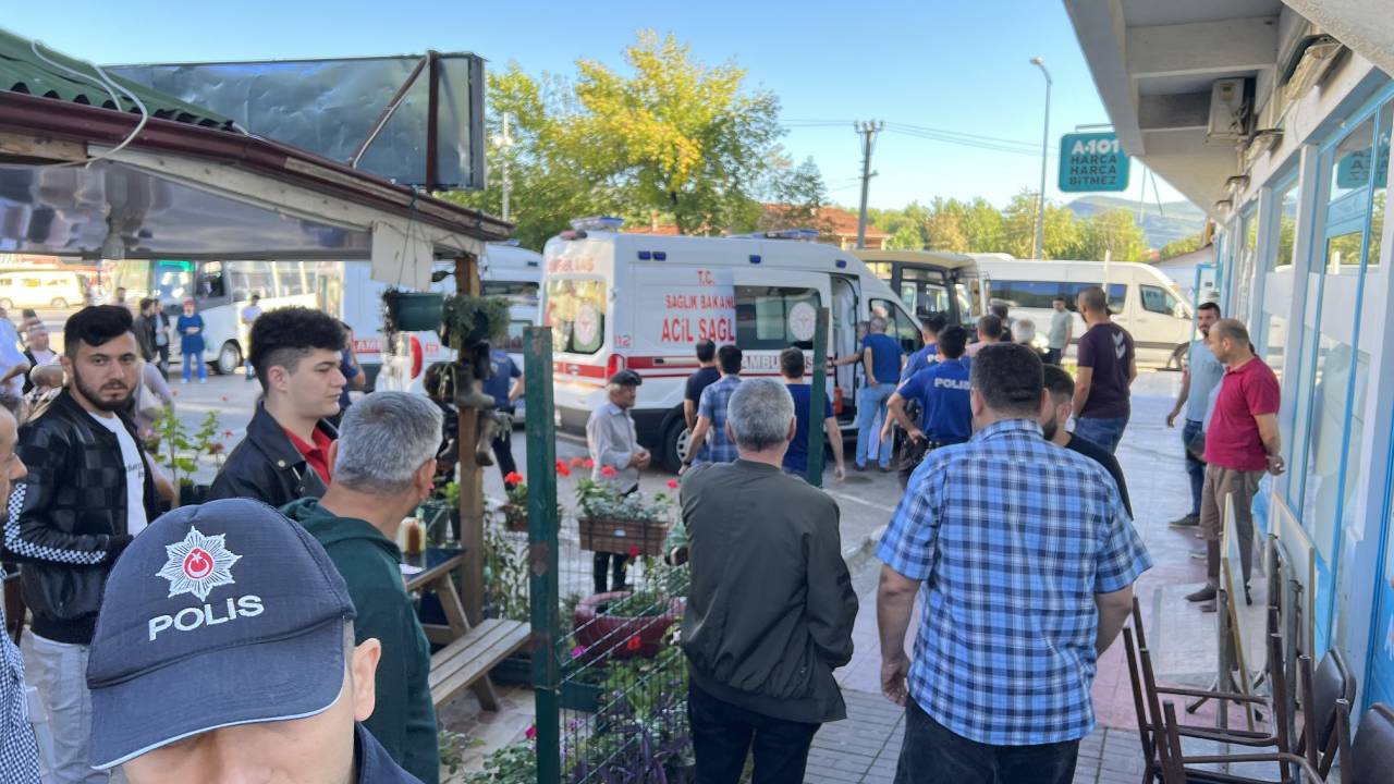 Tehdit Ettiği İçin Cezaevine Girdiği Eşini Çıkınca Öldürdü