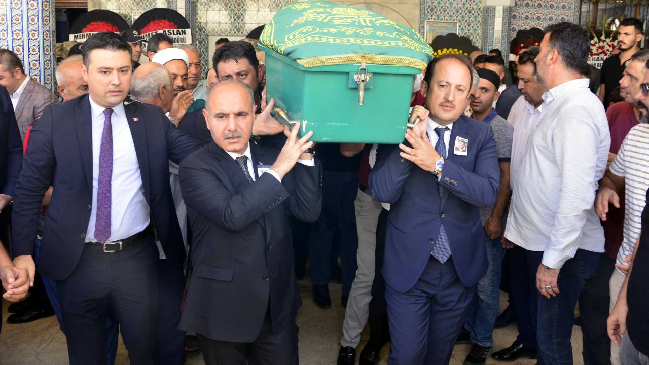 Motosiklet Kazasında Ölen Emniyet Müdürünün Oğlu Toprağa Verildi