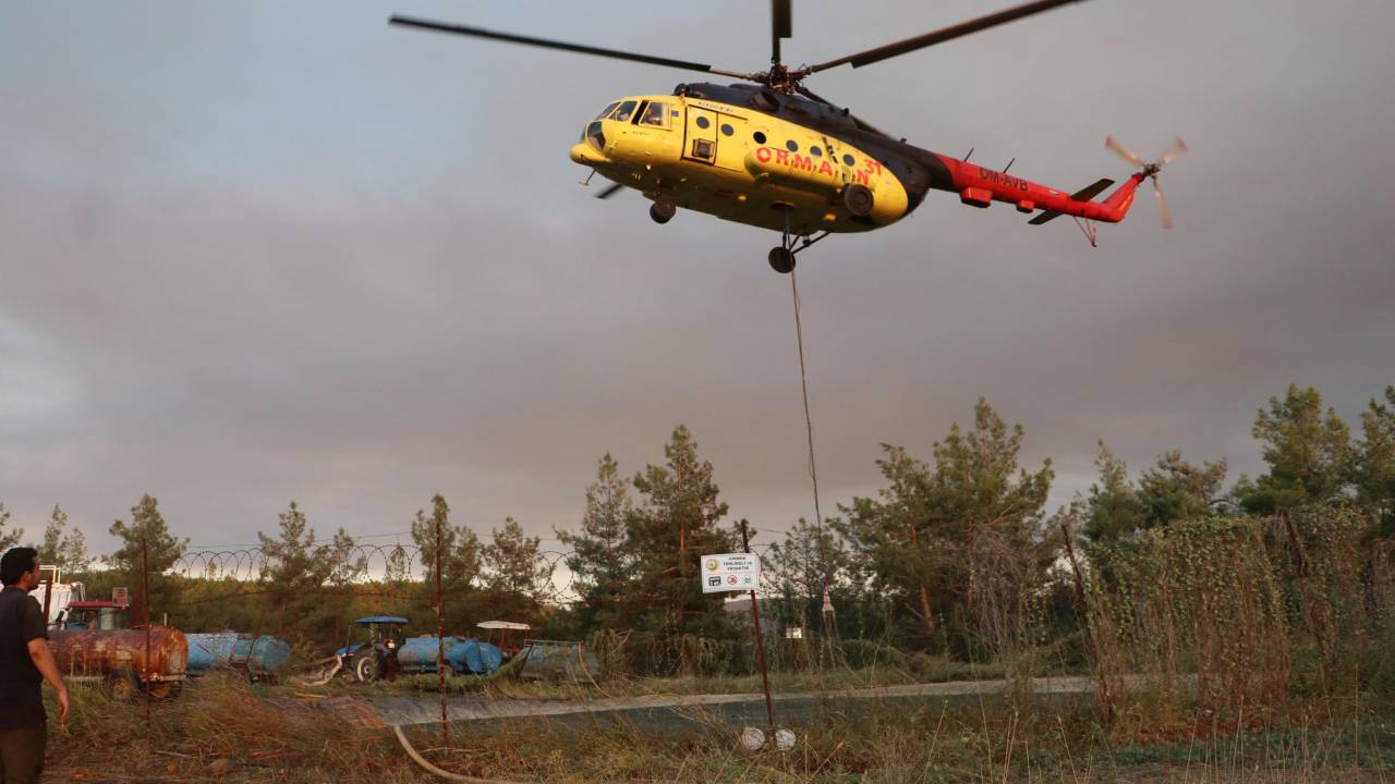 Denizli'de 19 Saatlik Orman Yangınında 100 Hektar Alan Zarar Gördü