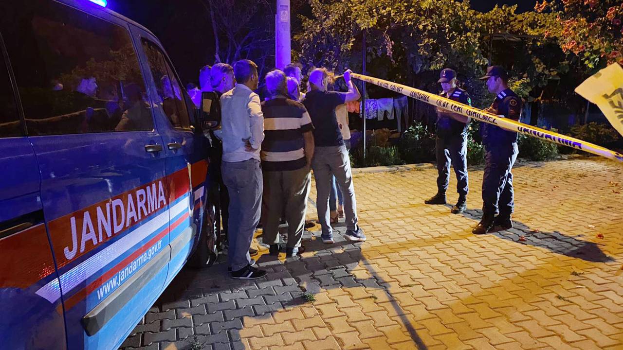 Eşiyle Kaçtığı Sevgilisini Öldüren Koca, Tüfek Tutukluk Yapınca Tabanca Kullanmış