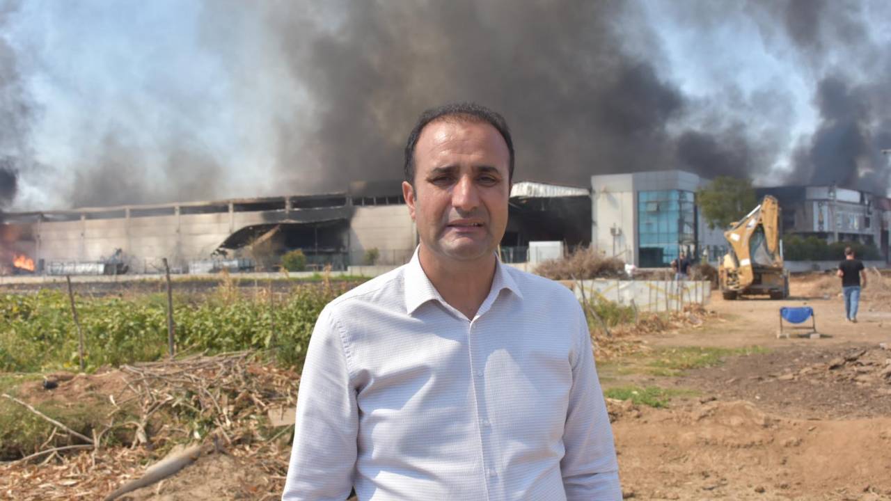 İzmir'de, Kozmetik Fabrikasında Yangın (3)