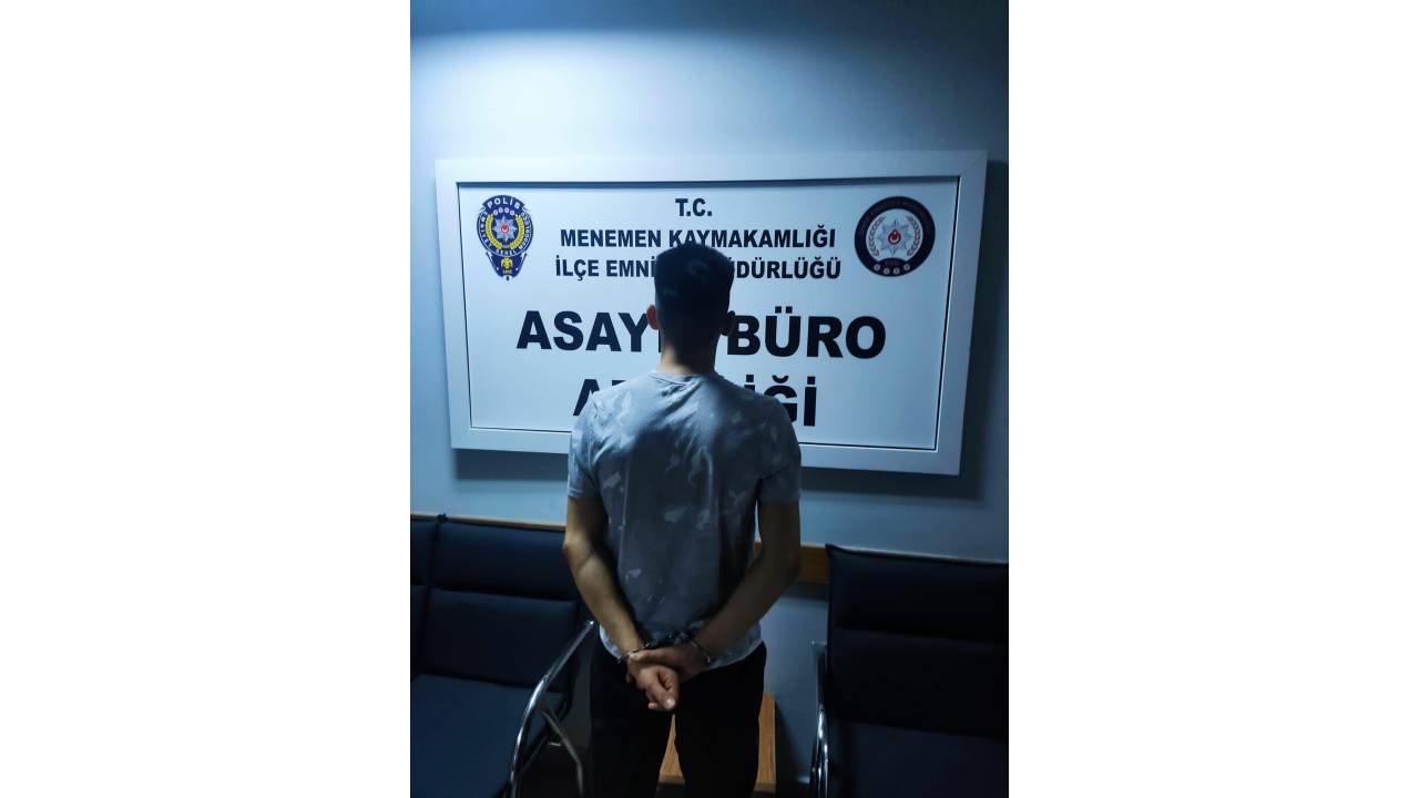 Husumetlisince Sokakta Göğsünden Bıçaklanarak Öldürüldü