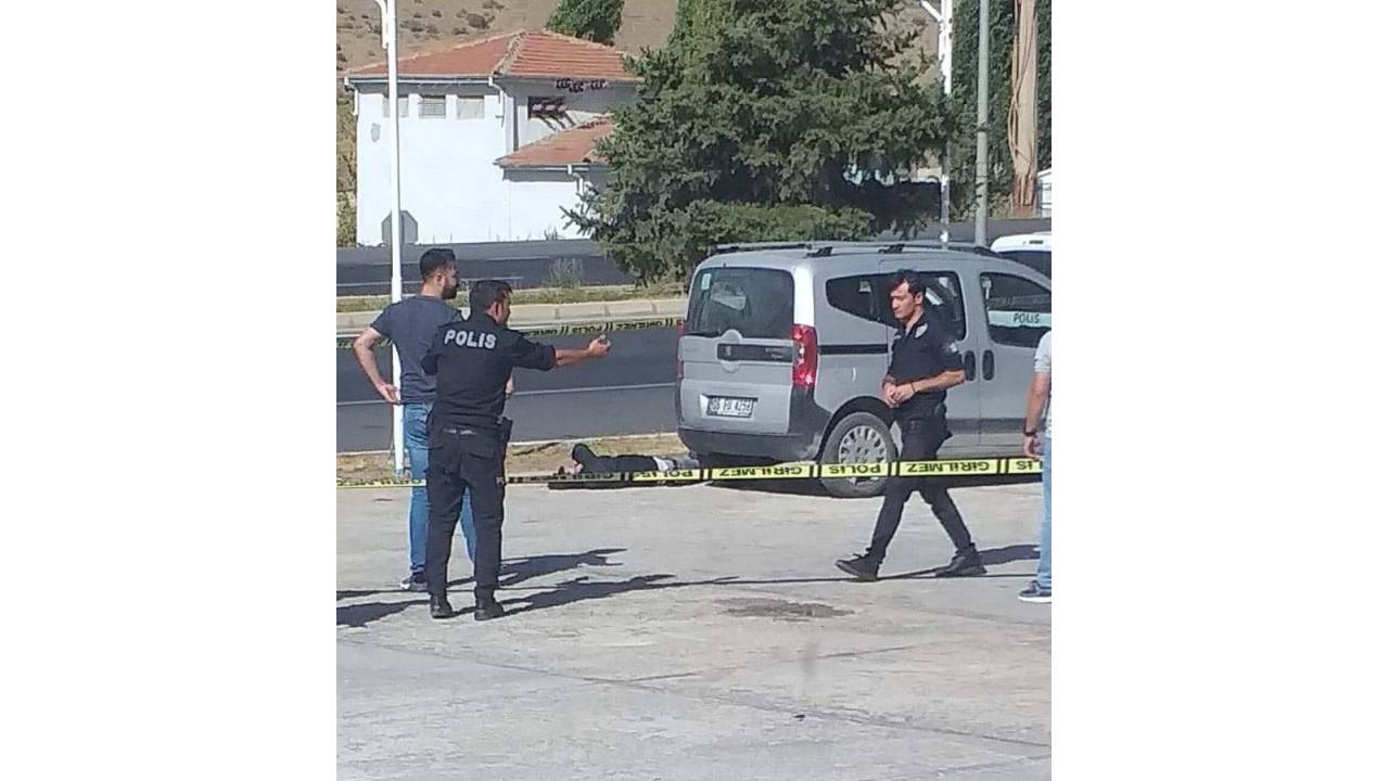 Eşinin Öldürdüğü Hatice, Son Yolculuğuna Uğurlandı