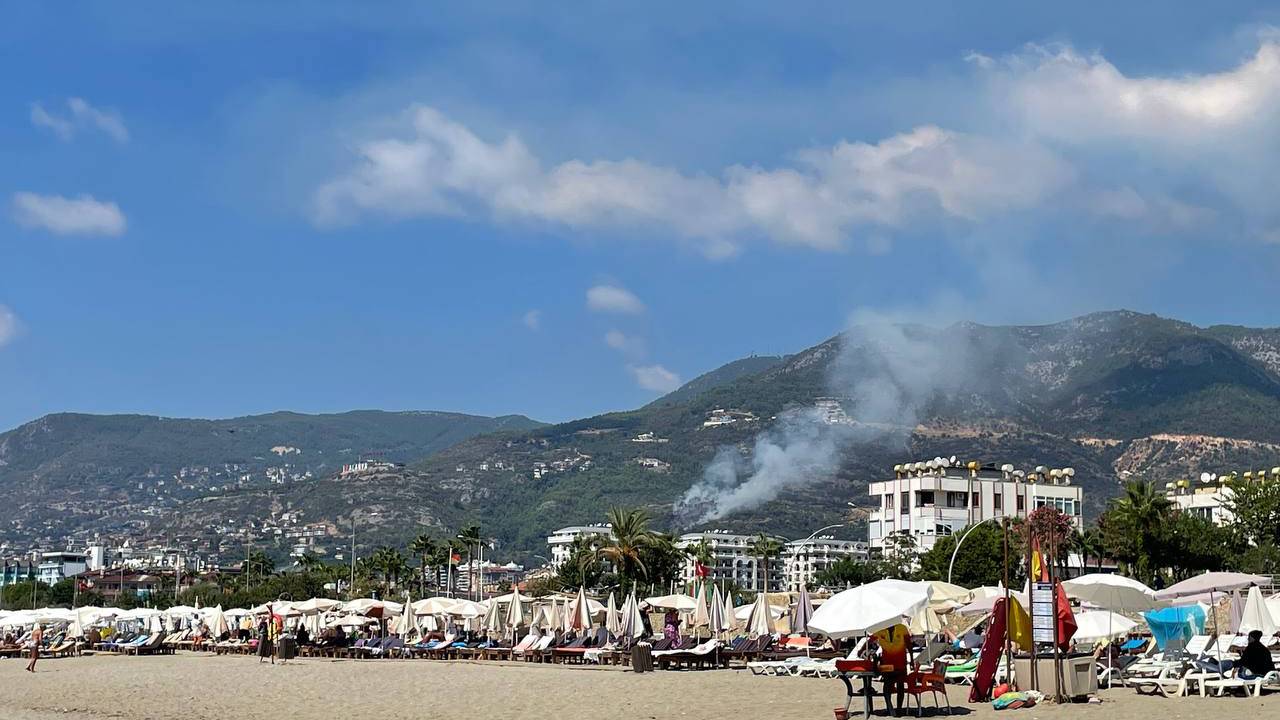 Alanya'da Orman Yangını; 3 Saatte Söndürüldü