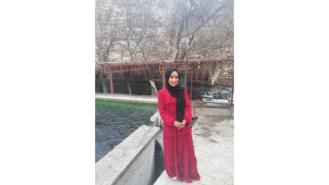 Çocuklarının Gözü Önünde Eşini Defalarca Bıçaklayıp, Boğazını Keserek Öldürdü