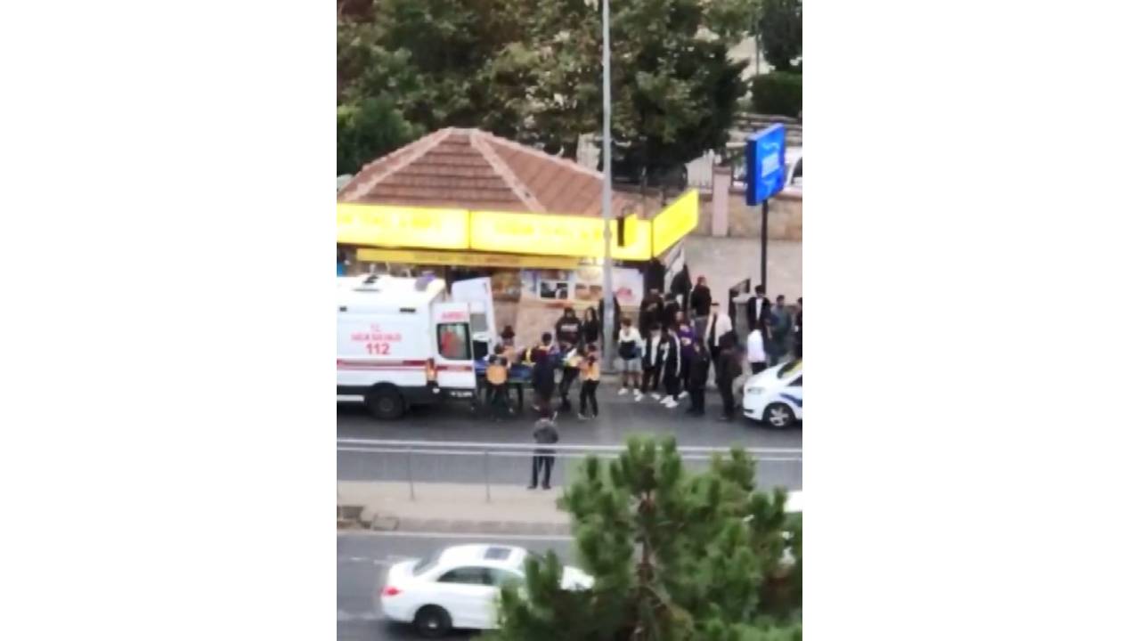 Esenyurt'ta Hırsızlıkla Suçladığı Müşterilerine Ateş Etti: 2 Yaralı