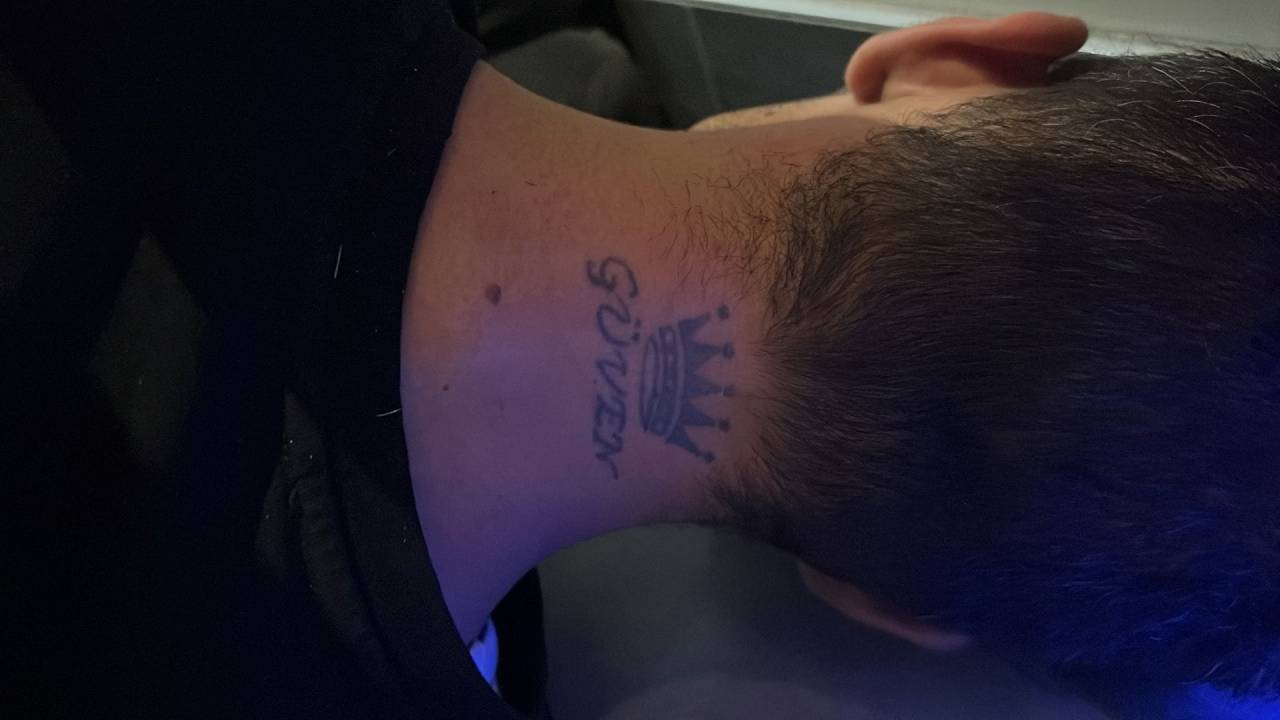 (geniş Haber) 3 Kişiyi Öldürüp 2'si Polis 4 Kişiyi Yaralayan Saldırgan Adliyeye Sevk Edildi