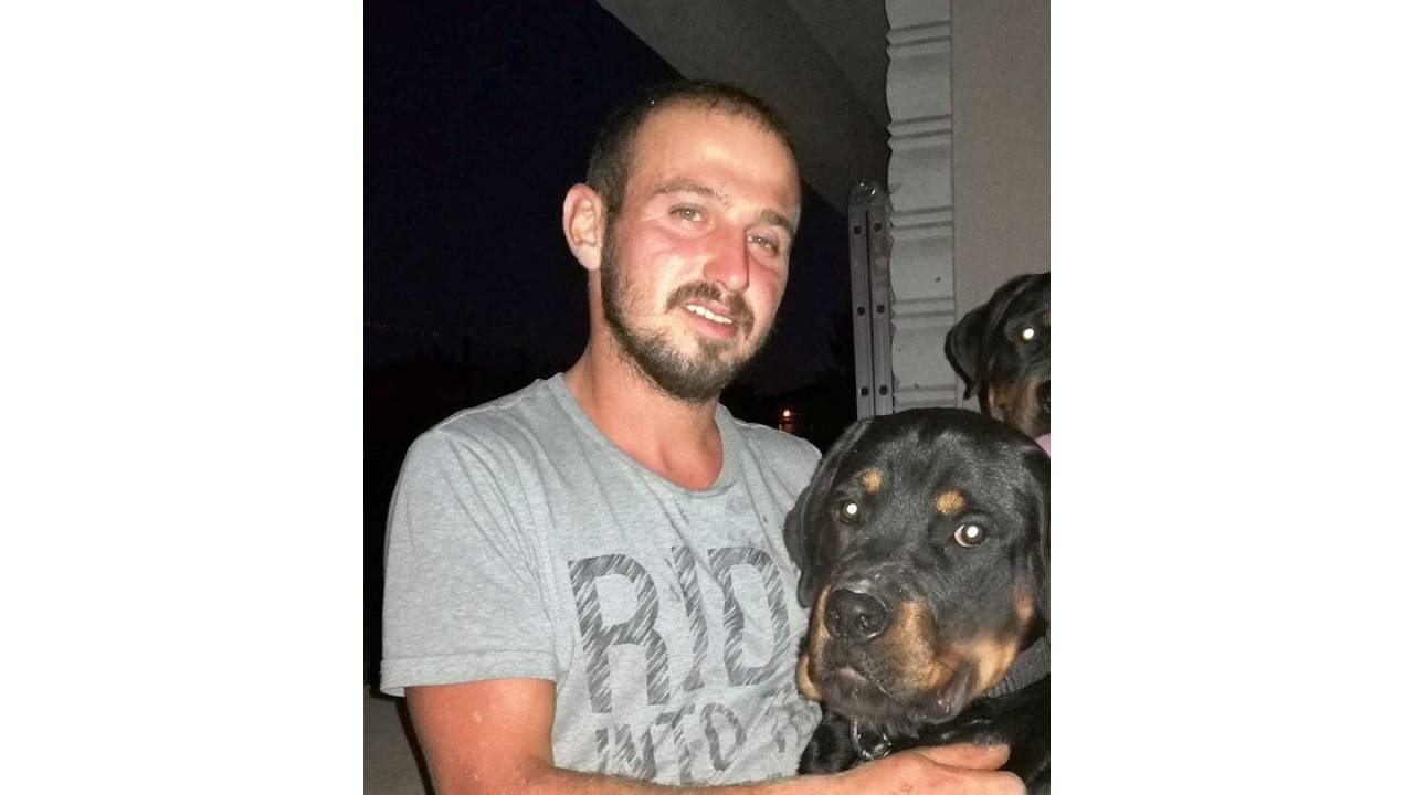 Kazdıkları Çukurda İşçiler Toprak Altında Kaldı: 1 Ölü, 1 Yaralı