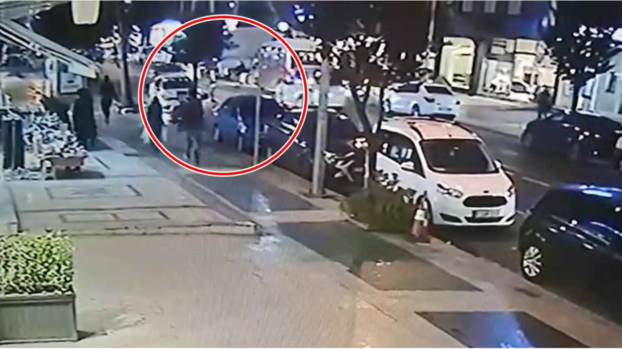 Otobüse Yetişmeye Çalışırken Otomobilin Çarpmasıyla Ağır Yaralandı; Kaza Kamerada