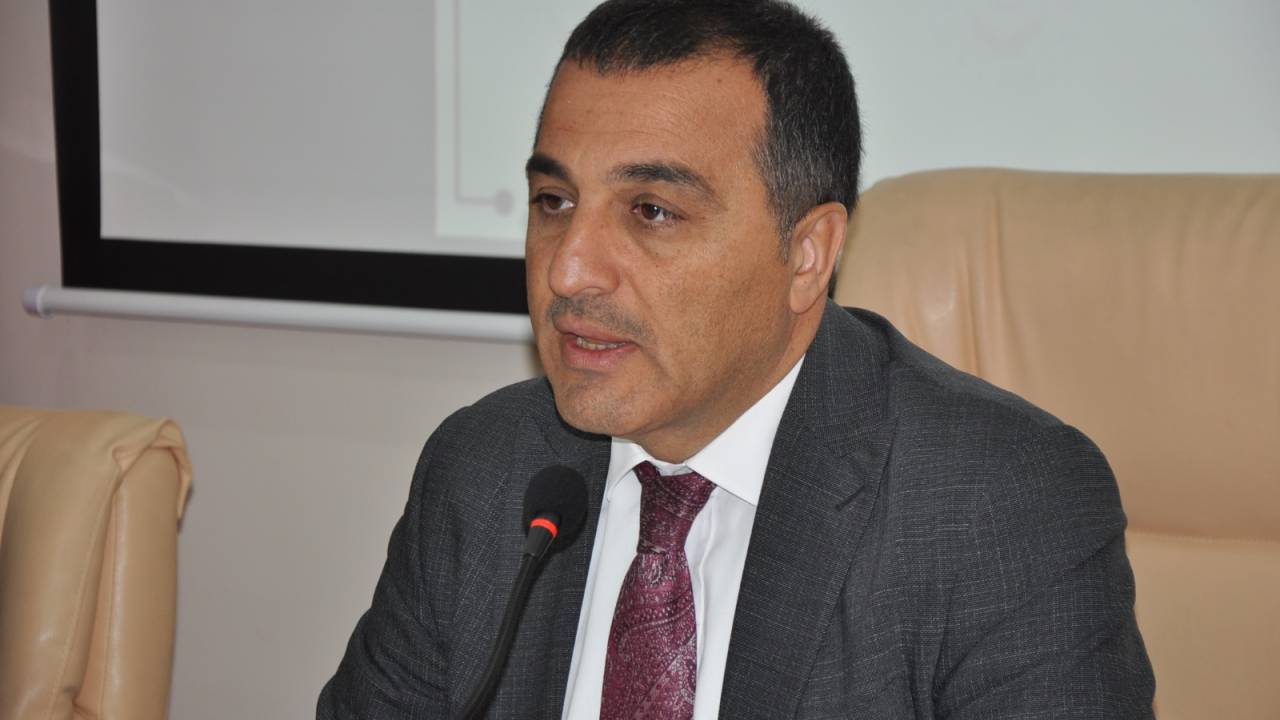 Ardahan'da Depremden En Çok Etkilenen 5 Köye 50 Çadır Kuruldu (2)