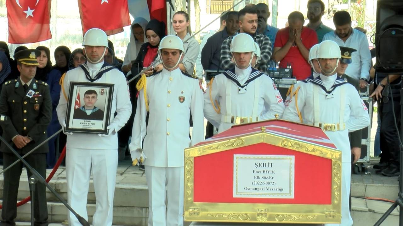 Şehit Enes Bıyık Son Yolculuğuna Uğurlandı