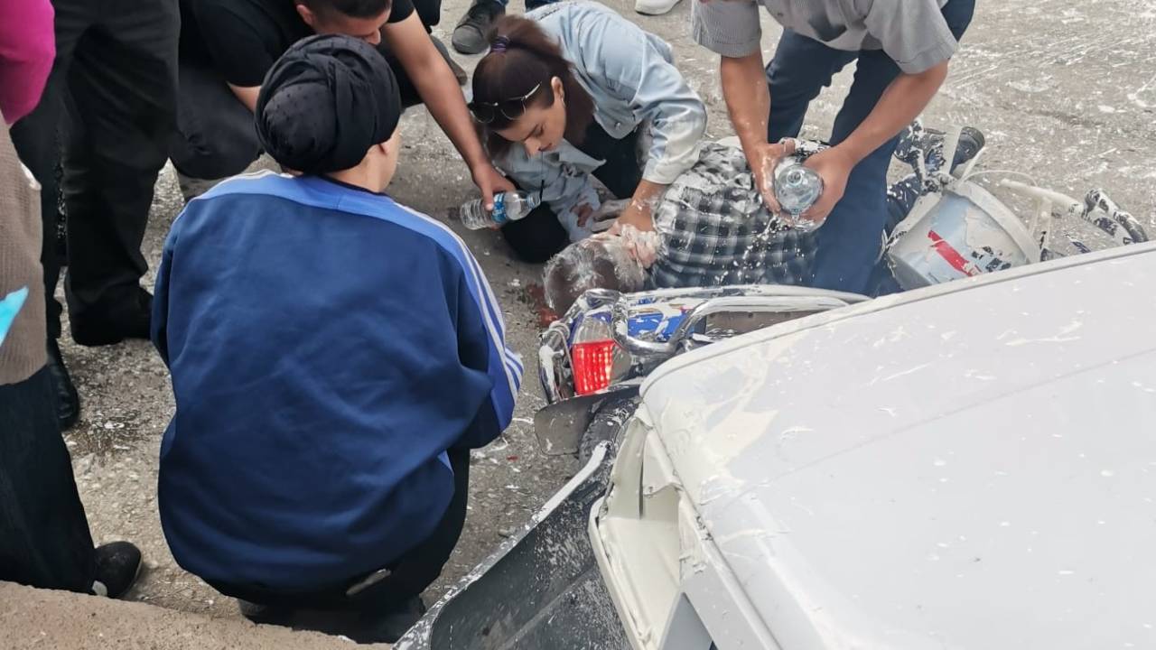 Kazada Dili Boğazına Kaçan Motosikletliye Hayat Kurtaran Müdahale