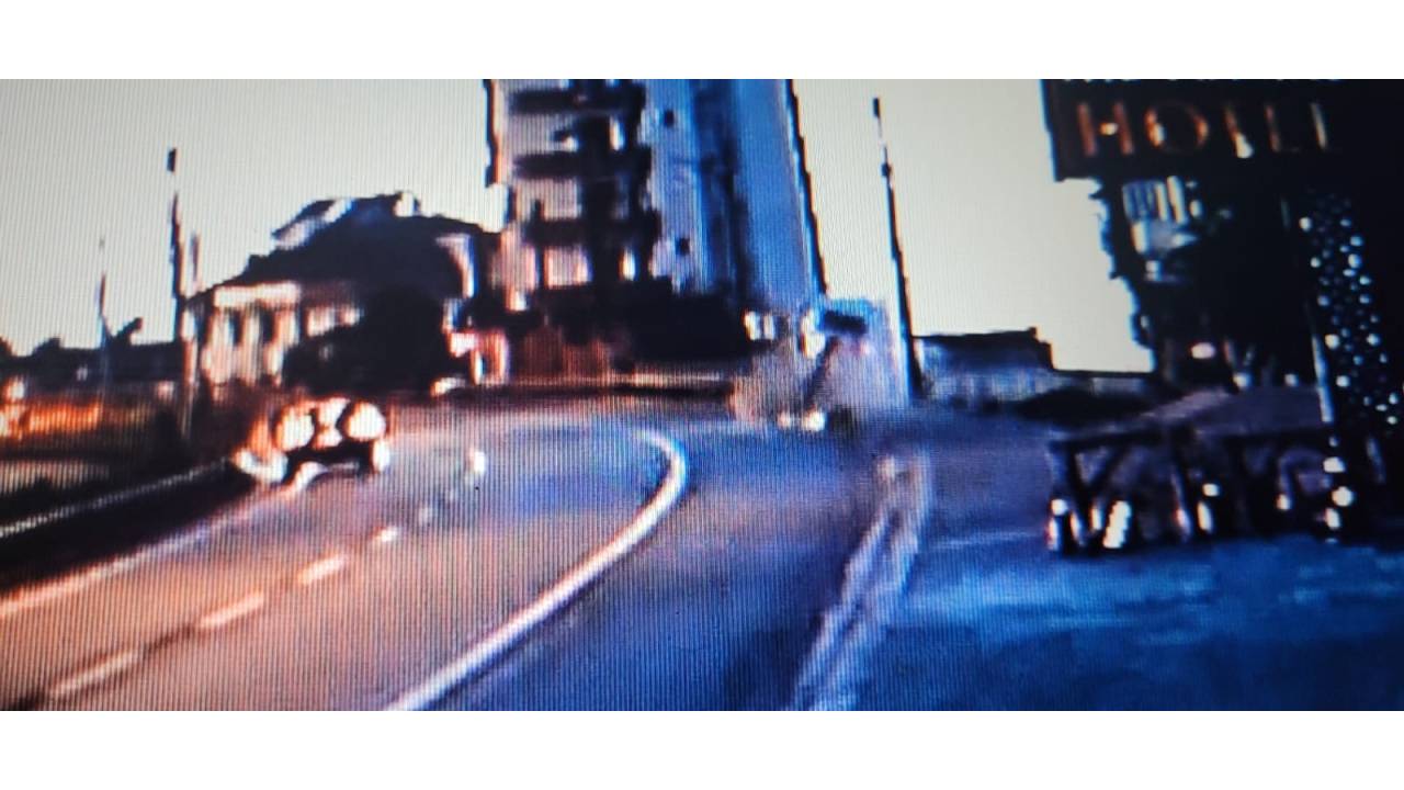 50 Metreden Şarampole Uçan Otomobilde Bir Aile Yok Oldu: 4 Ölü (2)