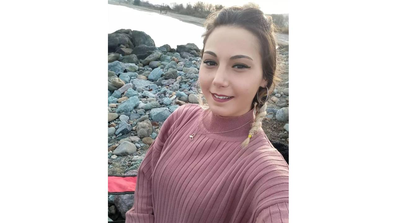 Eda'yı Boğarak Öldüren Sevgilisinin Telefonundan Darp Sonrası Fotoğrafları Çıkmış