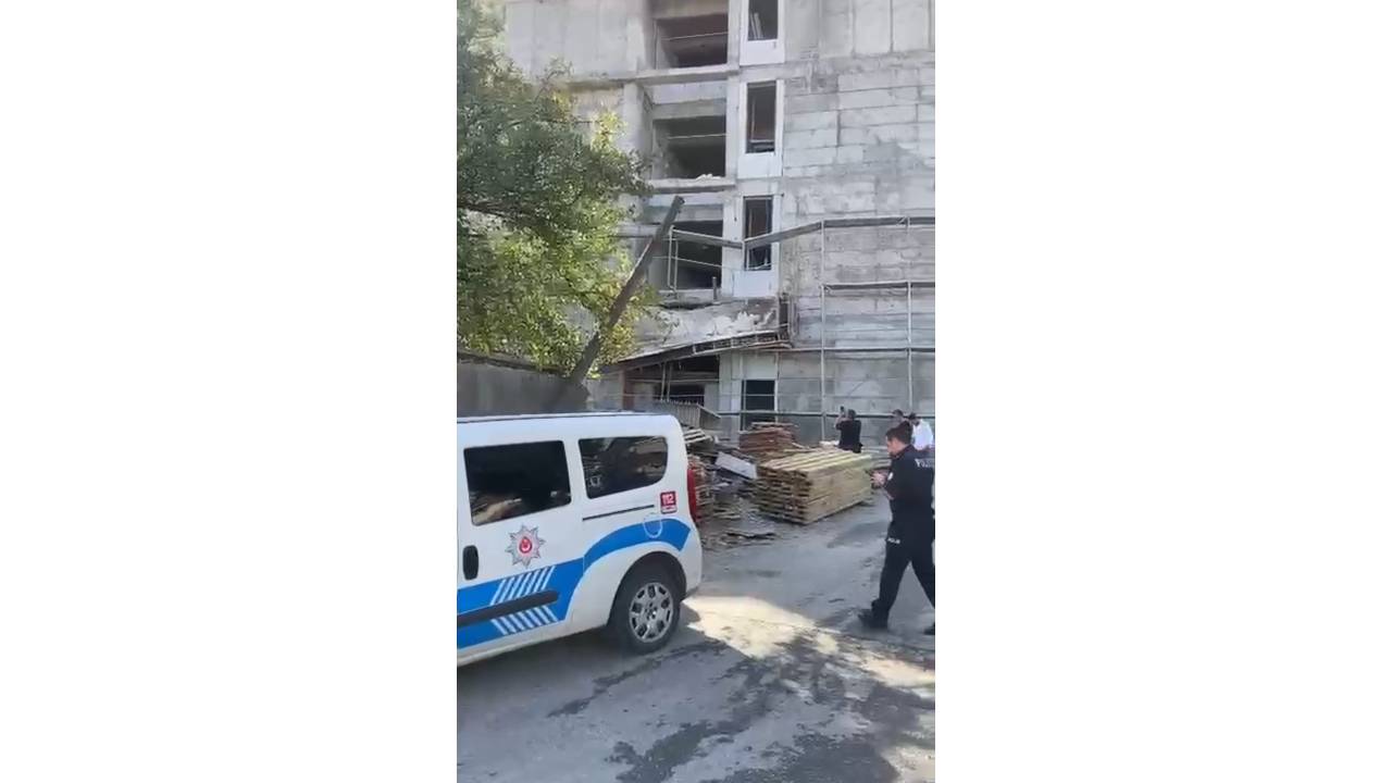 Adapazarı'nda Okul İnşaatında Çökme: 2 İşçi Yaralı