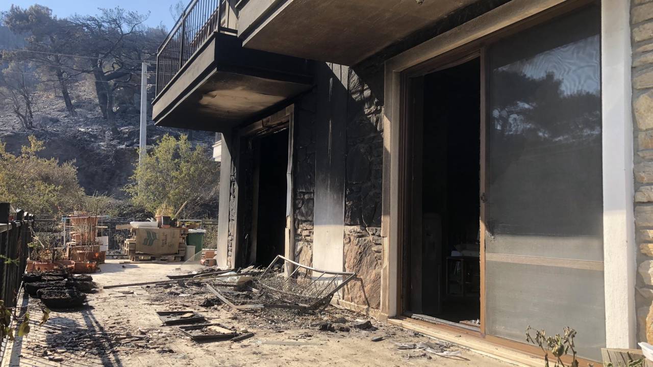 Datça'daki Orman Yangınında 2'nci Gün; Kontrol Altına Alındı (7)