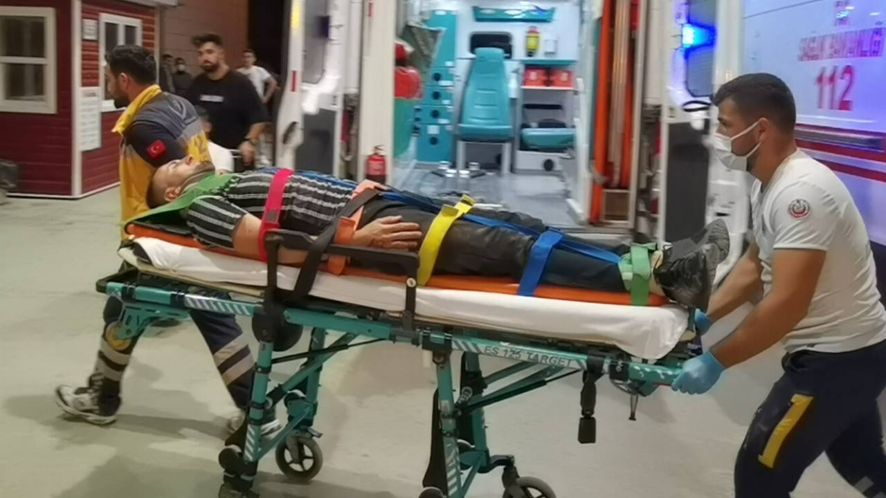 Evine Garajın Çatısından Girmeye Çalışırken 3 Metre Yükseklikten Düştü