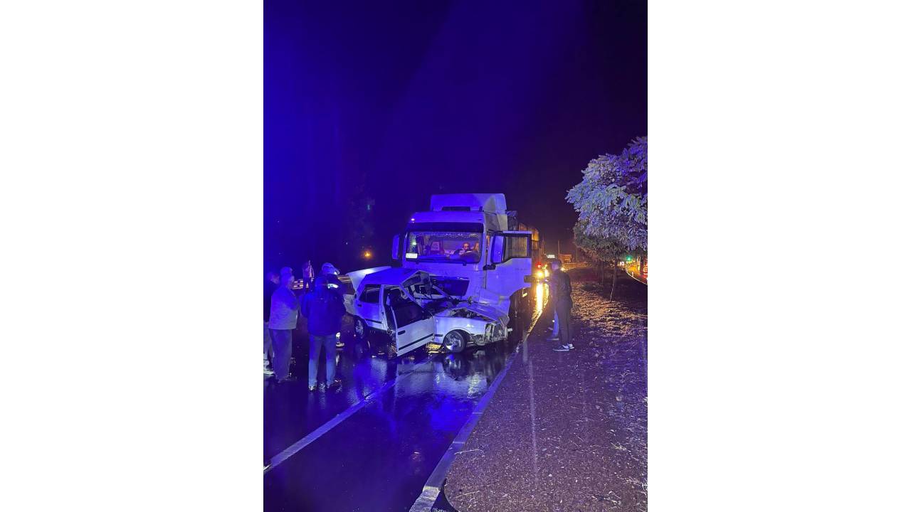 Konya'da Tır, Otomobile Çarptı: 1 Ölü, 1 Yaralı