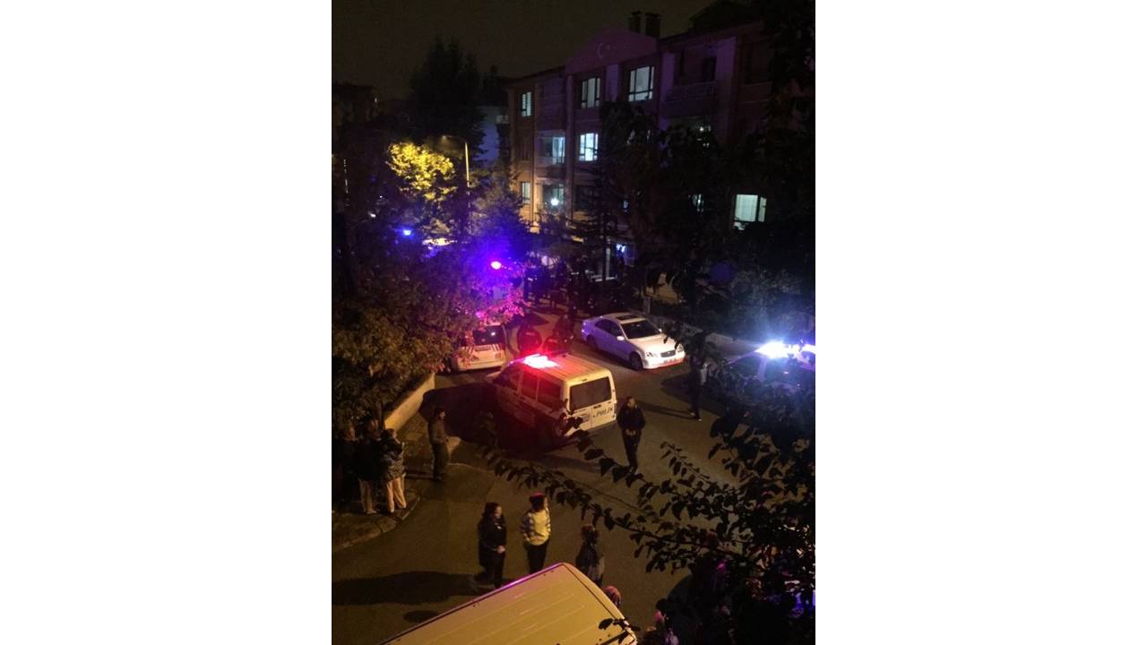 Uzaklaştırma Kararı Olan Koca, Eşini Ve İki Çocuğunu Öldürüp İntihar Etti