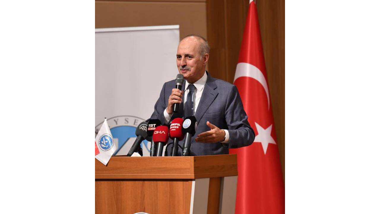 Ak Parti'li Kurtulmuş: Yunanistan Sırtını Sıvazlayanlara Güvenmesin