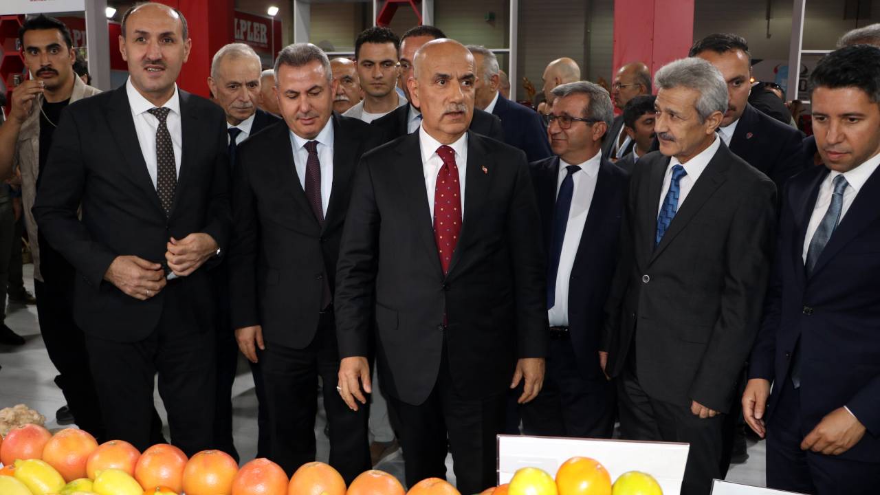 Bakan Kirişci: Cumhurbaşkanımızın Moderatörlüğünde "Tahıl Krizi" Aşılacak