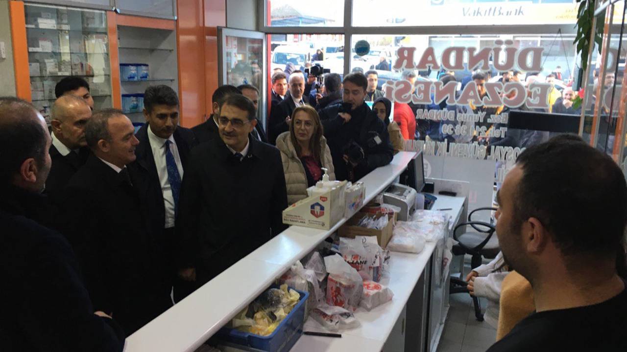Bakan Dönmez: Türkiye'de bir gaz merkezi oluşturmanın adımlarını atıyoruz
