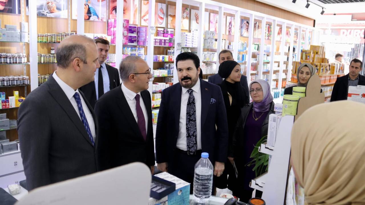 AK Parti'li İleri: Türkiye, bu muhalefeti hak etmiyor