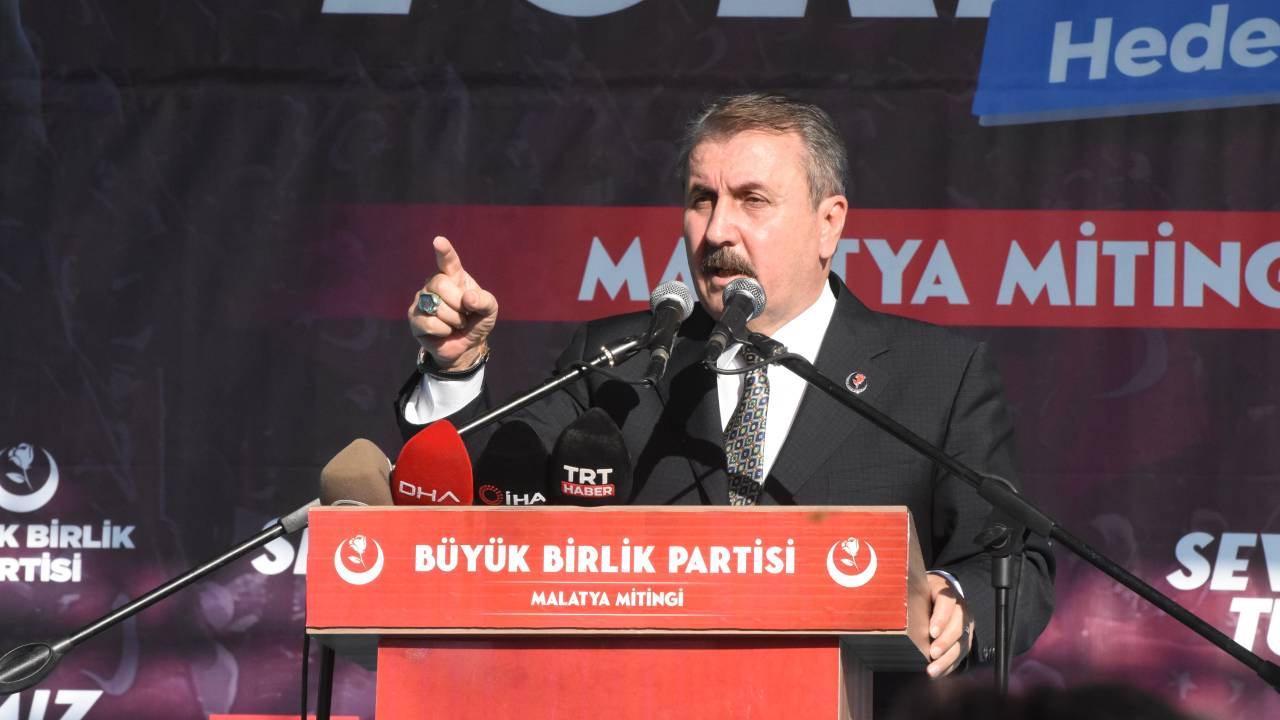 Destici'den Kılıçdaroğlu'na 'başörtüsü' çağrısı: Samimiysen, anayasayı değiştirelim